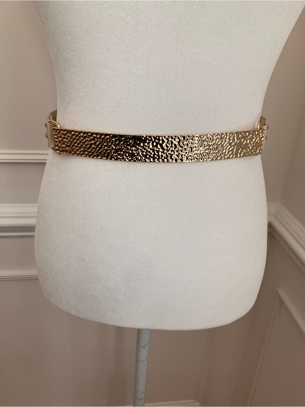 bebe Hammered Gold Metal Waist Belt